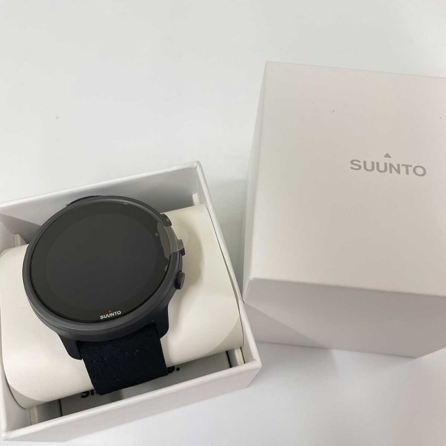 【未使用】 SUUNTO 7 MATTE BLACK TITANIUM マットブラック チタニウム スマートウォッチ SS050568000