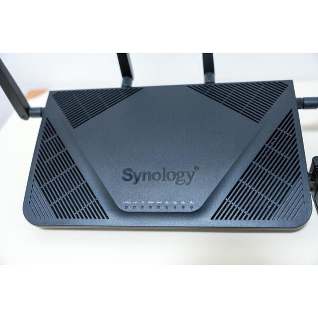 Synology Router RT2600ac シノロジー ルーター スマホ/家電/カメラのPC/タブレット(PC周辺機器)の商品写真