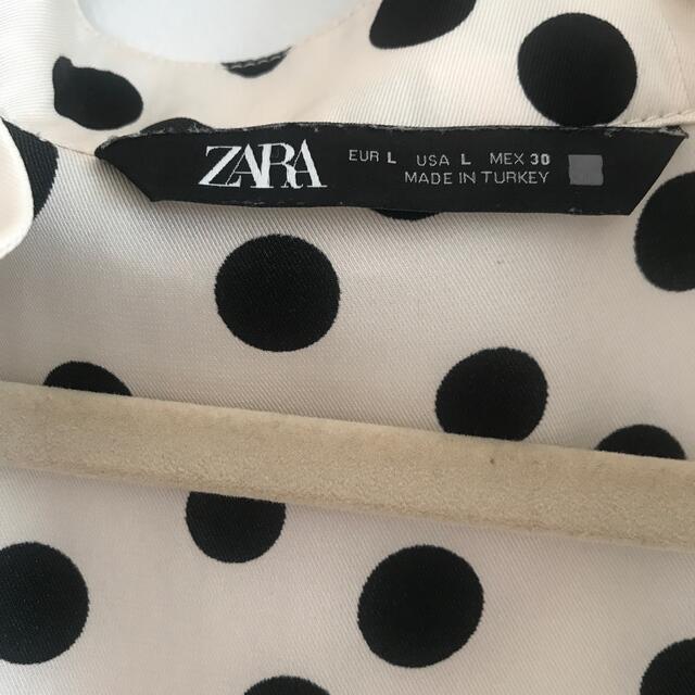 ZARA(ザラ)のZARA ドットブラウス レディースのトップス(シャツ/ブラウス(長袖/七分))の商品写真