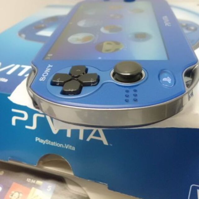 PlayStation Vita(プレイステーションヴィータ)のPSVITA PCH-1000 エンタメ/ホビーのゲームソフト/ゲーム機本体(携帯用ゲーム機本体)の商品写真