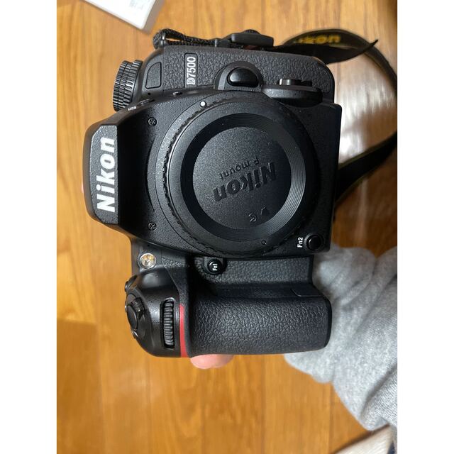 Nikon D7500 撮影回数25回 間違えて削除してまいました 購入希望の方Nikon