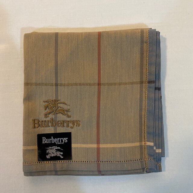 BURBERRY(バーバリー)のBurberrys ハンカチ　未使用品　ブラウン　ホース刺繍　#2272 レディースのファッション小物(ハンカチ)の商品写真