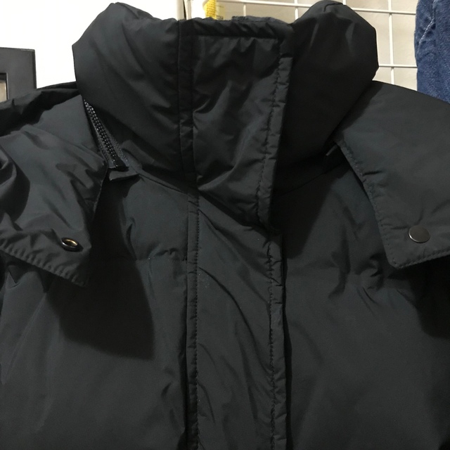 ZARA(ザラ)のフード付きジャケット レディースのジャケット/アウター(ダウンジャケット)の商品写真