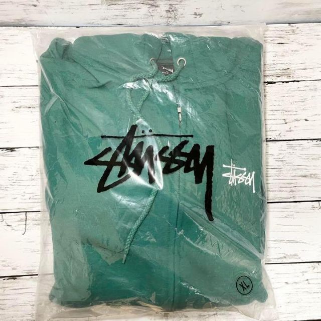 【新品】stussy スウェットパーカー　サイズM グリーン　シップアップ 2