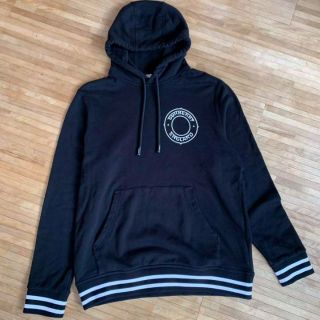 Burberry バーバリー ホースフェリー ブラック M グラフィックロゴの