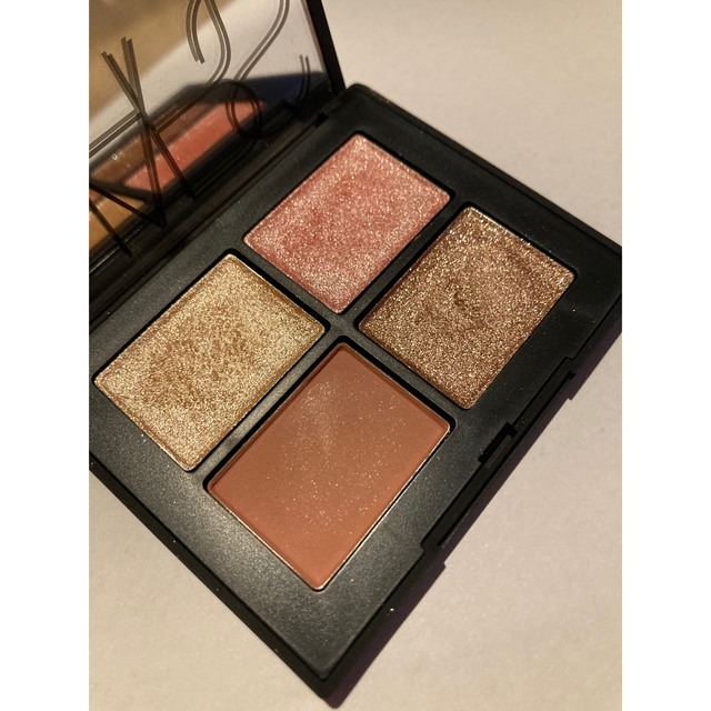 NARS(ナーズ)のNARS クワッドアイシャドー 01801 コスメ/美容のベースメイク/化粧品(アイシャドウ)の商品写真