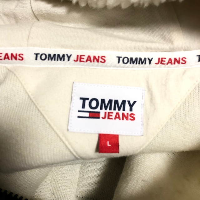 TOMMY(トミー)のTOMMY JEANS シェルパハーフジップパーカー メンズのトップス(パーカー)の商品写真