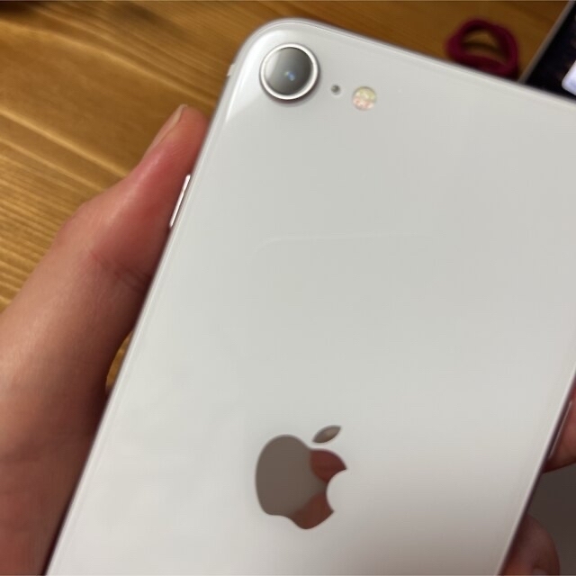 SIMフリー iPhone SE (第2世代) ホワイト 64GB