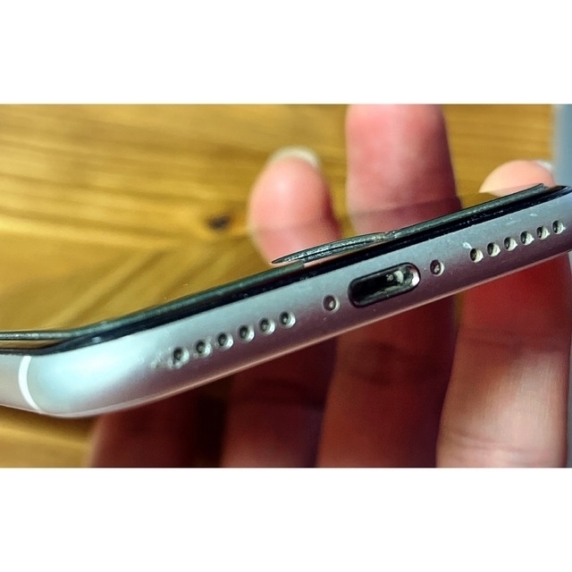 SIMフリー iPhone SE (第2世代) ホワイト 64GB