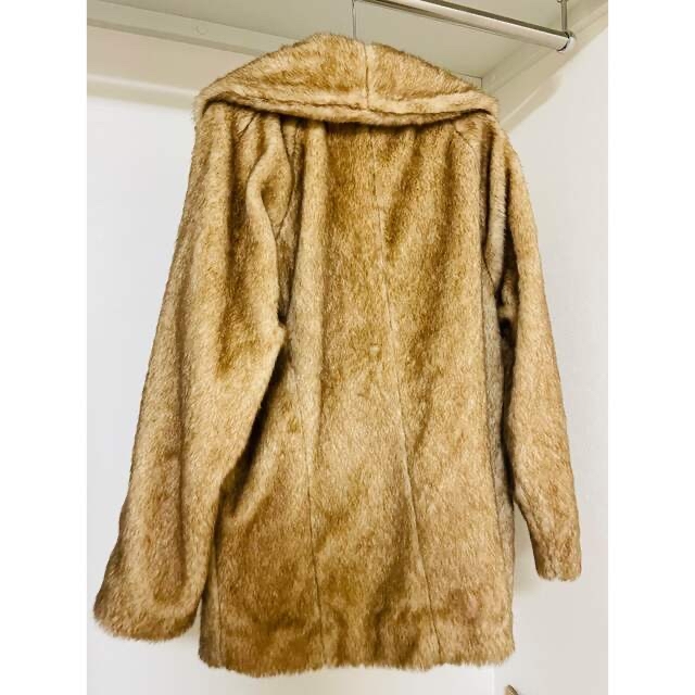 Ungrid(アングリッド)のungrid ファーコート　Mサイズ レディースのジャケット/アウター(毛皮/ファーコート)の商品写真