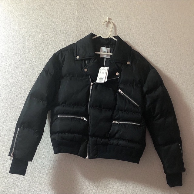 GYDA(ジェイダ)の中綿ライダースデザインジャケット　新品タグ付き最終値下げ半額以下‼︎ レディースのジャケット/アウター(ダウンジャケット)の商品写真