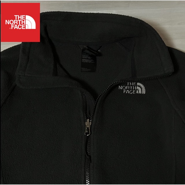 THE NORTH FACE(ザノースフェイス)のノースフェイス フリース ボア ブラック 黒 刺繍ロゴ ジャケット ジップアップ レディースのジャケット/アウター(ブルゾン)の商品写真