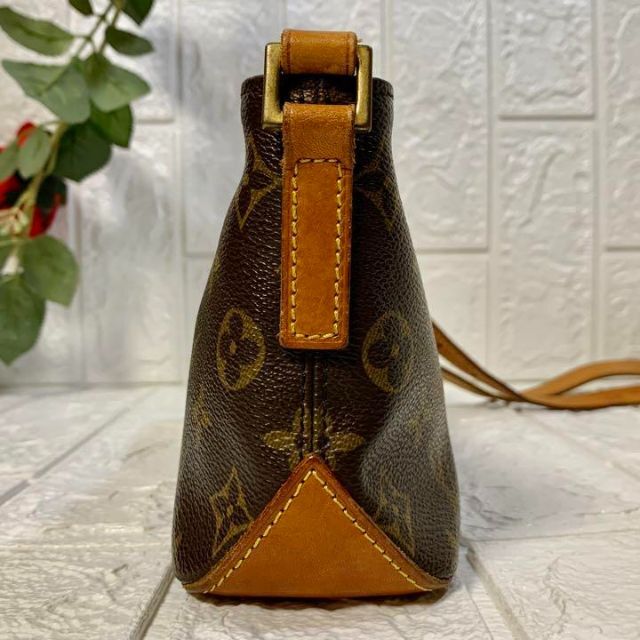 履き心地◎ ルイヴィトン モノグラム トロター ショルダーバッグ