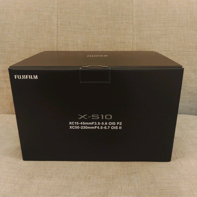 スマホ/家電/カメラ新品未使用 FUJIFILM X-S10 ダブルズームレンズキット ブラック