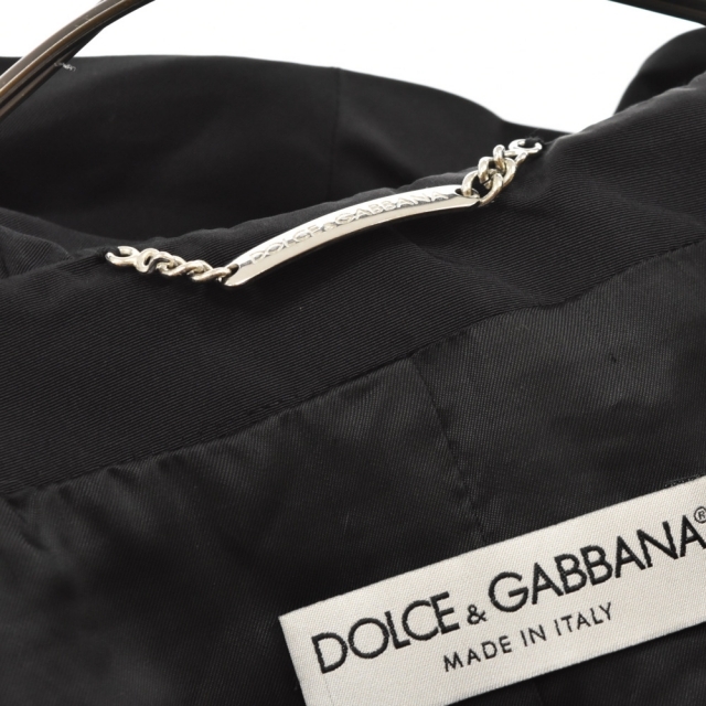 DOLCE&GABBANA(ドルチェアンドガッバーナ)のDOLCE & GABBANA ドルチェアンドガッバーナ フリルナイロンジャケット CJK2U レディース ブラック レディースのジャケット/アウター(その他)の商品写真