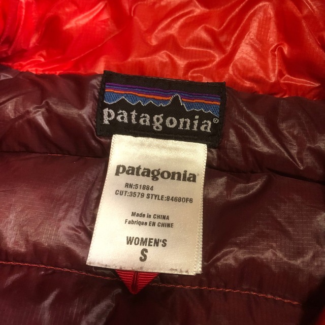 patagonia - Patagonia 赤 ダウンセーター レディースS patagonia - Patagonia 赤 ダウンセーター レディースS