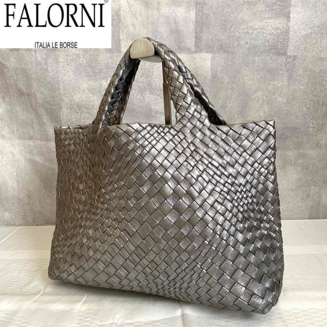 お買得！ 【美品】FALORNI イントレチャート シルバーグレー ラムレザーハンドバッグ