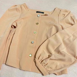 ダブルクローゼット(w closet)のビジューシャツ(シャツ/ブラウス(長袖/七分))