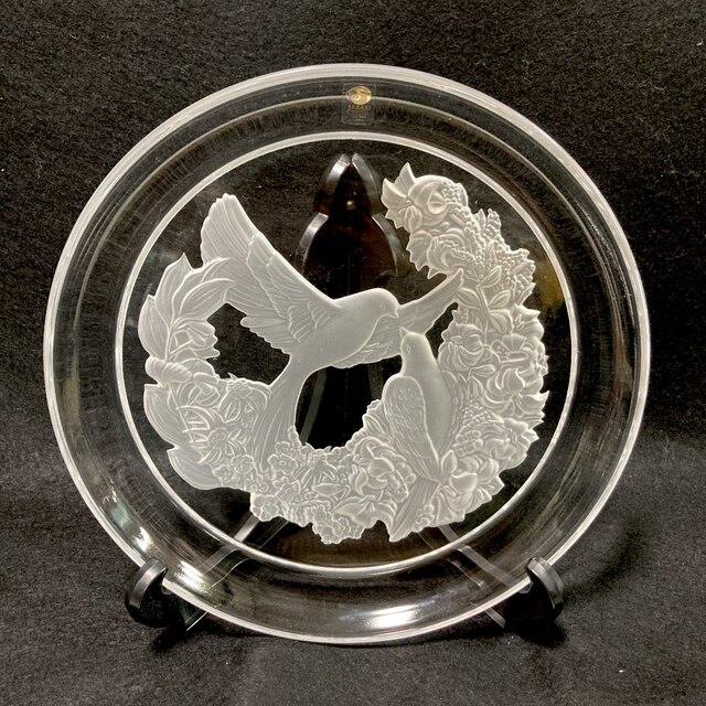 【新品】クリスタル製　飾り皿　皿立て付き　大皿　プレート