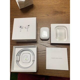 アップル(Apple)のAirPods pro  本体　中古　本物　ケーズデンキ(ヘッドフォン/イヤフォン)