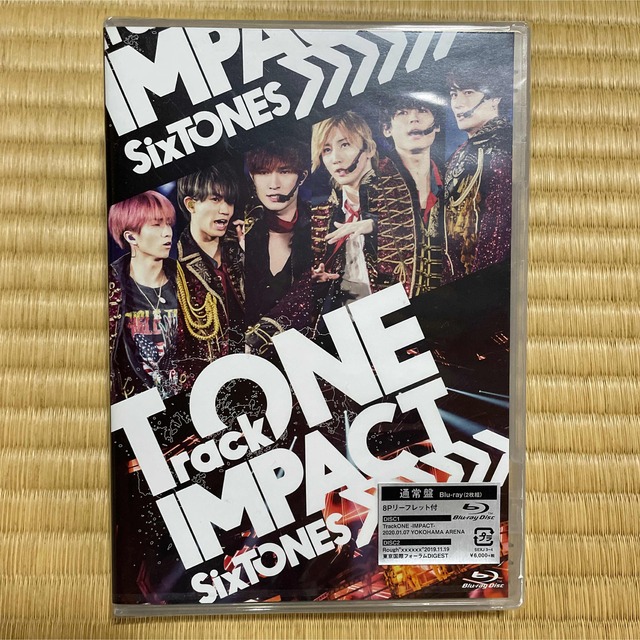 SixTONES/TrackONE-IMPACT-通常版Blu-ray新品未開封 エンタメ/ホビーのDVD/ブルーレイ(アイドル)の商品写真