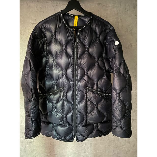 MONCLER(モンクレール)のMONCLER × HYKE LANGUARDサイズ0ダウンショートジャケット メンズのジャケット/アウター(ダウンジャケット)の商品写真