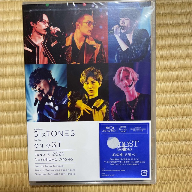 SixTONES/on eST〈通常版Blu-ray2枚組〉新品未開封 エンタメ/ホビーのDVD/ブルーレイ(アイドル)の商品写真