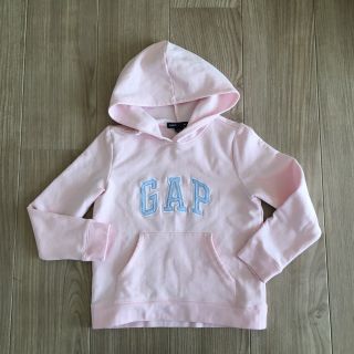 ギャップキッズ(GAP Kids)のギャップ　ピンク　パーカー　130(Tシャツ/カットソー)