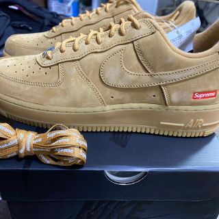 Supreme × Nike Air Force 1 Low Wheat 27