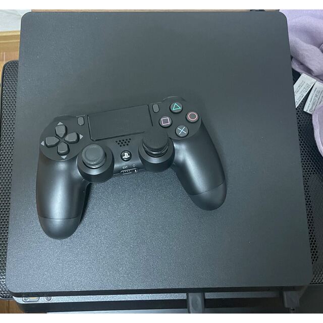 PlayStation4(プレイステーション4)のSONY PlayStation4 本体 CUH-2200AB01 エンタメ/ホビーのゲームソフト/ゲーム機本体(家庭用ゲーム機本体)の商品写真