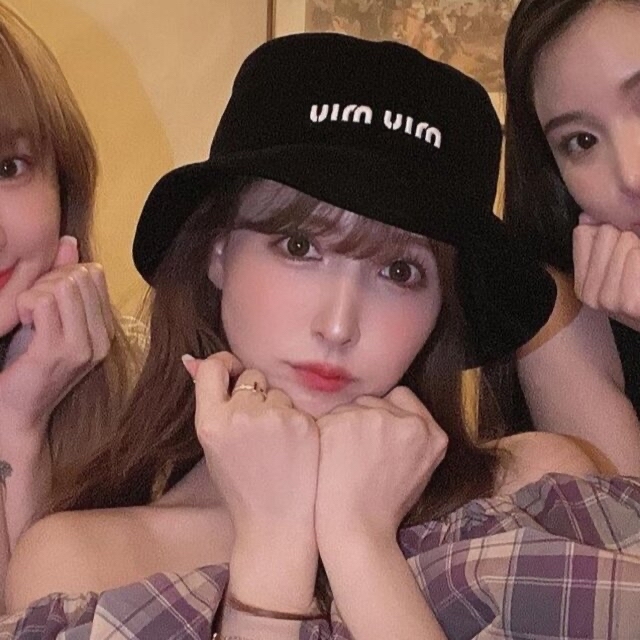 新同】miumiu♡ベロア バケットハット 三上悠亜 ウォニョン | bjland.ws
