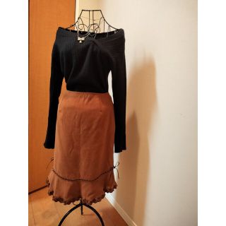 レストローズ(L'EST ROSE)のsale✨レストローズ　秋冬スカート👗　キャメル(ひざ丈スカート)