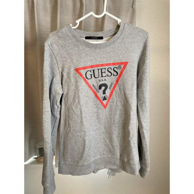 GUESS(ゲス)のGUESS トレーナー レディースのトップス(トレーナー/スウェット)の商品写真