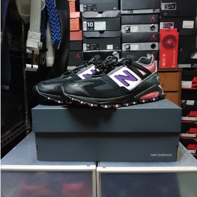 SALE2023】 New Balance ニューバランス ×スティプル ×アトモス エックスレーサー 27.5 の通販 by ベクトル  ラクマ店｜ニューバランスならラクマ