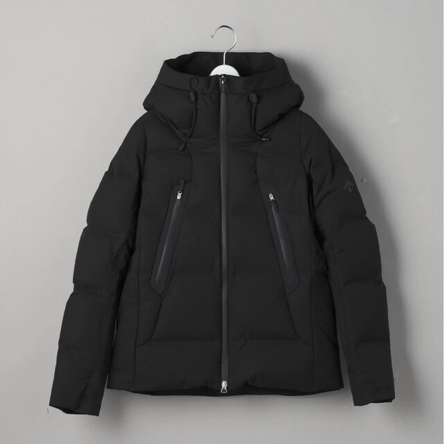 DESCENTE(デサント)のshu1 様専用　　新品未使用 DESCENTE  ALLTERRAIN レディースのジャケット/アウター(ダウンジャケット)の商品写真