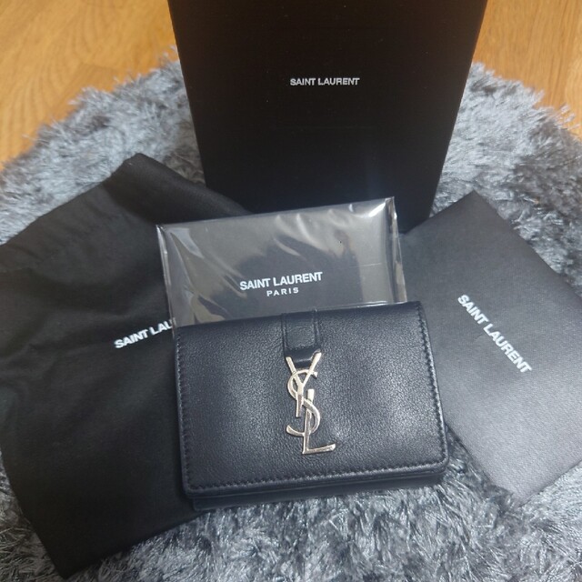 Saint Laurent(サンローラン)の【超美品】サンローラン　ミニ財布 レディースのファッション小物(財布)の商品写真