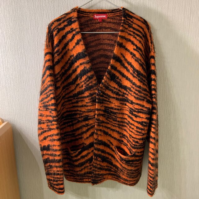 Supreme(シュプリーム)のSupreme Brushed Mohair Cardigan tiger メンズのトップス(カーディガン)の商品写真