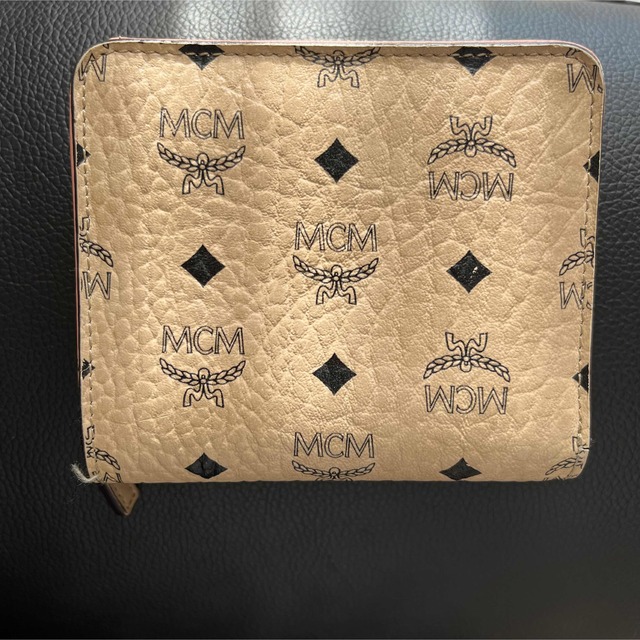 【お値下げ中】韓国製 MCM 二つ折りラウンドジップ　ベージュ