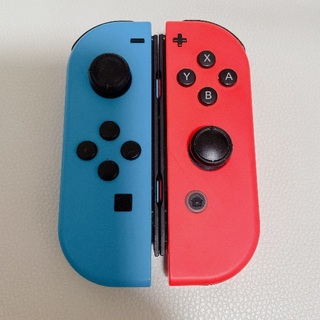 ニンテンドースイッチ(Nintendo Switch)のNintendo Switch ジョイコン　レッド　ブルー(その他)