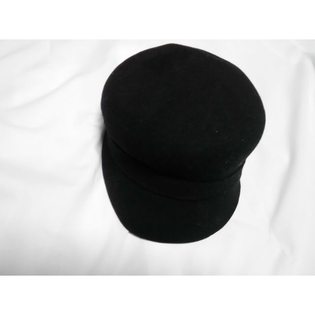 B0010_黒フェルト風ワークハット風帽子 エンタメ/ホビーのコスプレ(小道具)の商品写真