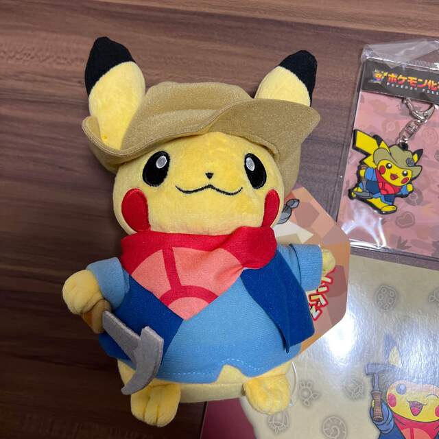 ポケモン化石博物館　図録　ぬいぐるみ　キーホルダー3点セット エンタメ/ホビーのおもちゃ/ぬいぐるみ(ぬいぐるみ)の商品写真