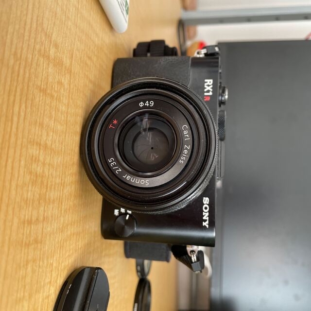 SONY カメラ　RX1R