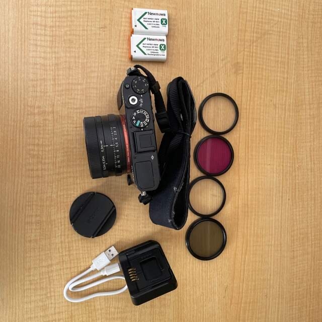SONY(ソニー)のSONY カメラ　RX1R スマホ/家電/カメラのカメラ(コンパクトデジタルカメラ)の商品写真