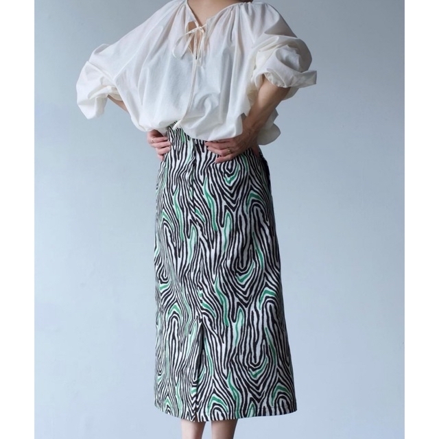 STUDIOUS(ステュディオス)の【最終価格】fumie tanaka フミエタナカ　スカート レディースのスカート(ロングスカート)の商品写真