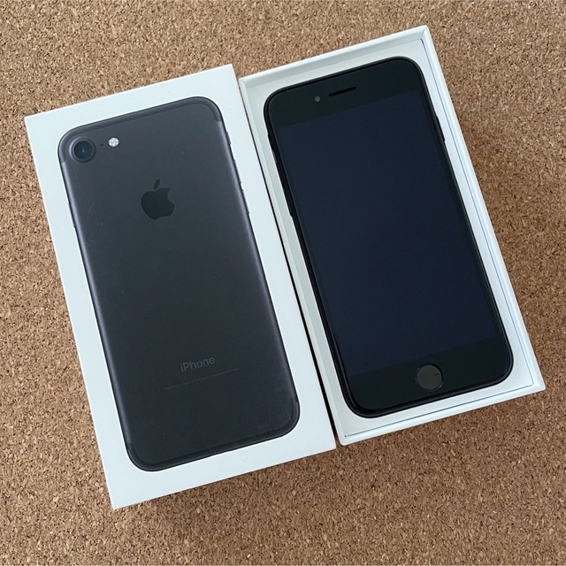 iPhone 7 Black 32 GB SIMフリー - スマートフォン本体