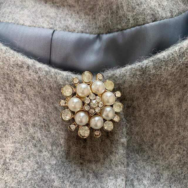 Couture Brooch(クチュールブローチ)の【美品】Couture Brooch  ジャケット Mサイズ　グレー レディースのジャケット/アウター(ノーカラージャケット)の商品写真