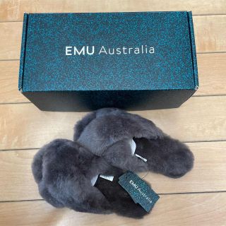 エミュー(EMU)の【限定価格】【タグ付き、新品未使用】EMU ファーサンダル 23cm(サンダル)