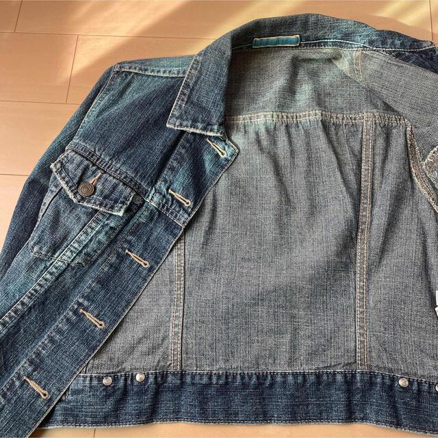 UNIQLO(ユニクロ)のジージャン 濃紺 レディースのジャケット/アウター(Gジャン/デニムジャケット)の商品写真