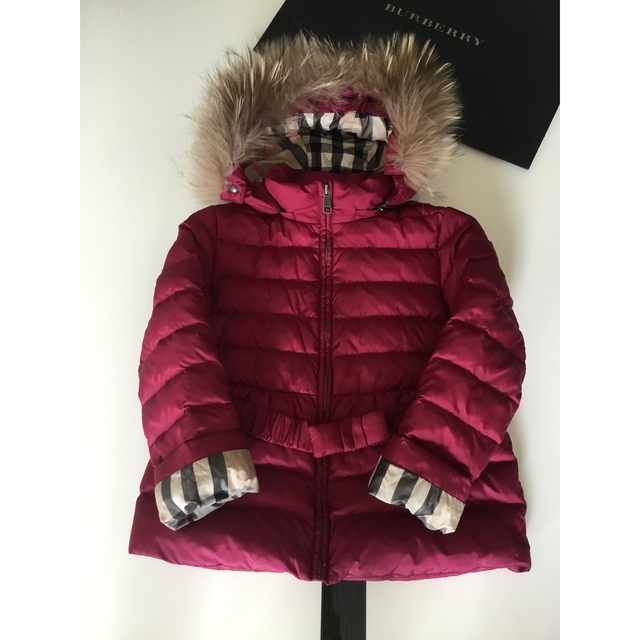 BURBERRY(バーバリー)のBURBERRY CHILDREN⭐ダウンコート ジャケット アウター  キッズ/ベビー/マタニティのキッズ服女の子用(90cm~)(コート)の商品写真