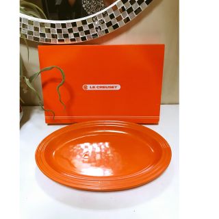 ルクルーゼ(LE CREUSET)のLE CREUSET オーバル30cm オレンジ(食器)